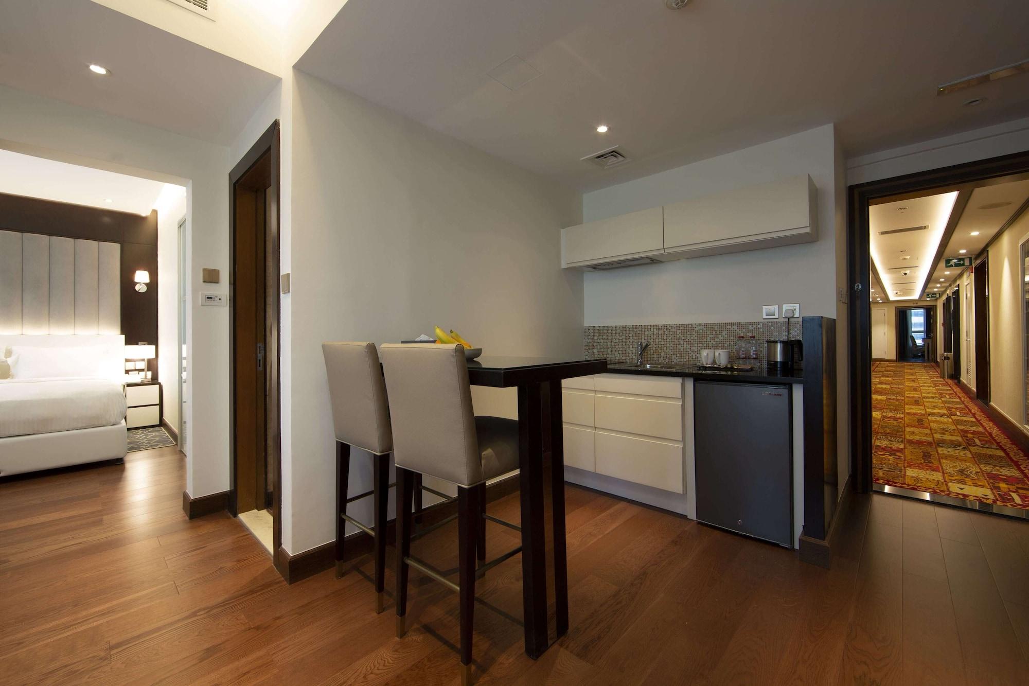 Number One Tower Suites Dubai Exterior photo